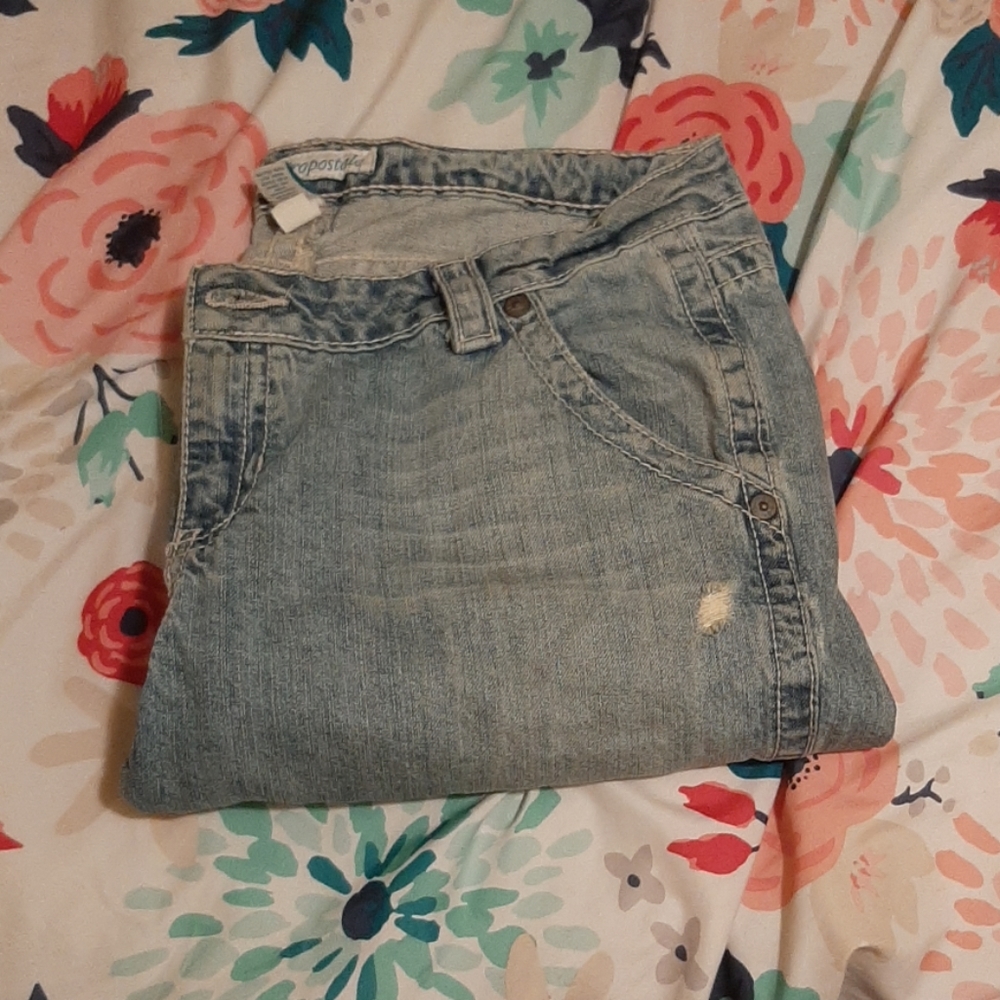Capris - Picture 2 of 3